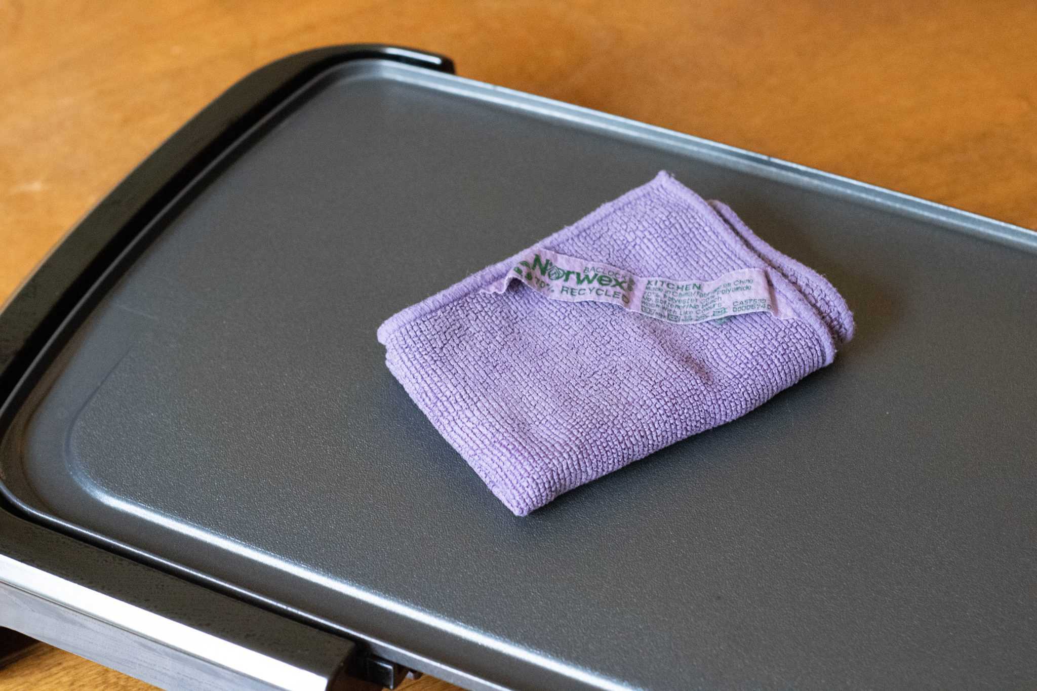 How to Clean an Electric Griddle (the easy way!) The Montessori Twin Mama