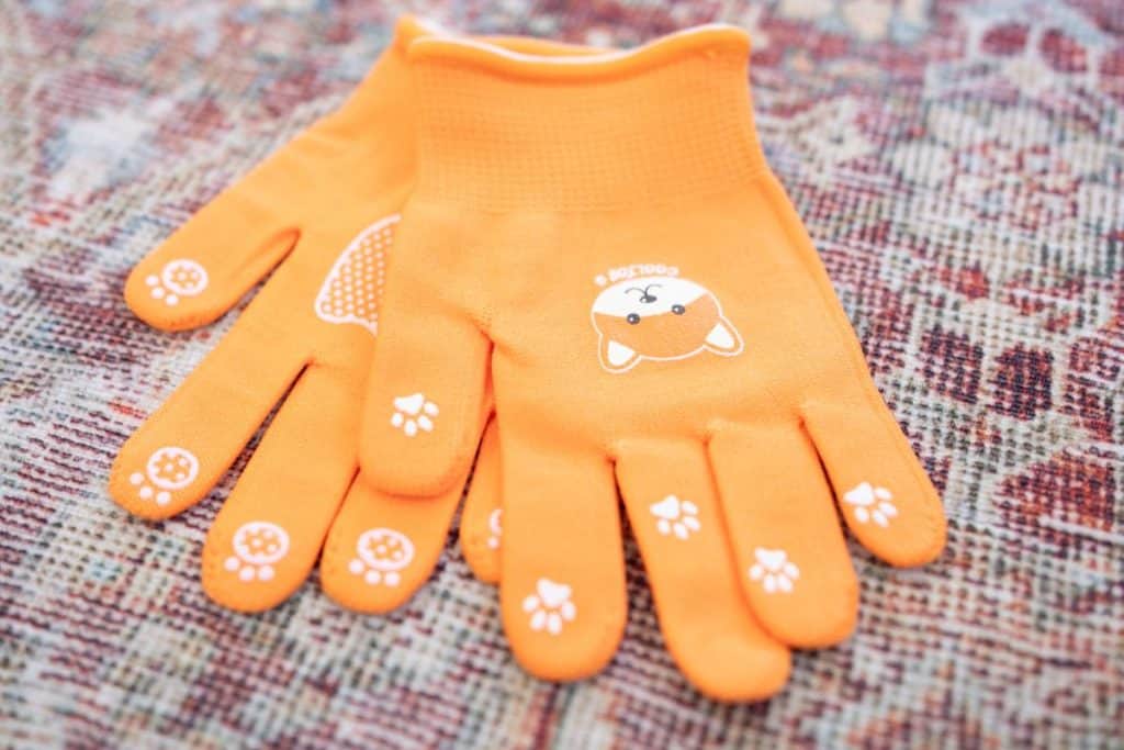 toddler size gardening gloves.
